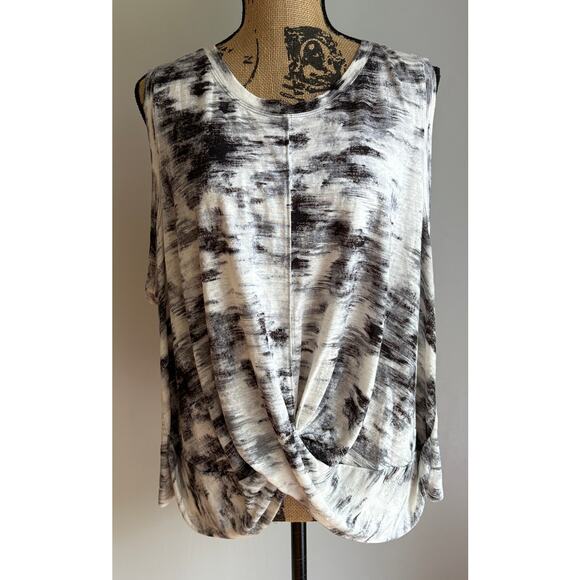 Athleta Inversion Athletic Twist Tank Top - Black & White - Size 3X - Picture 5 of 12